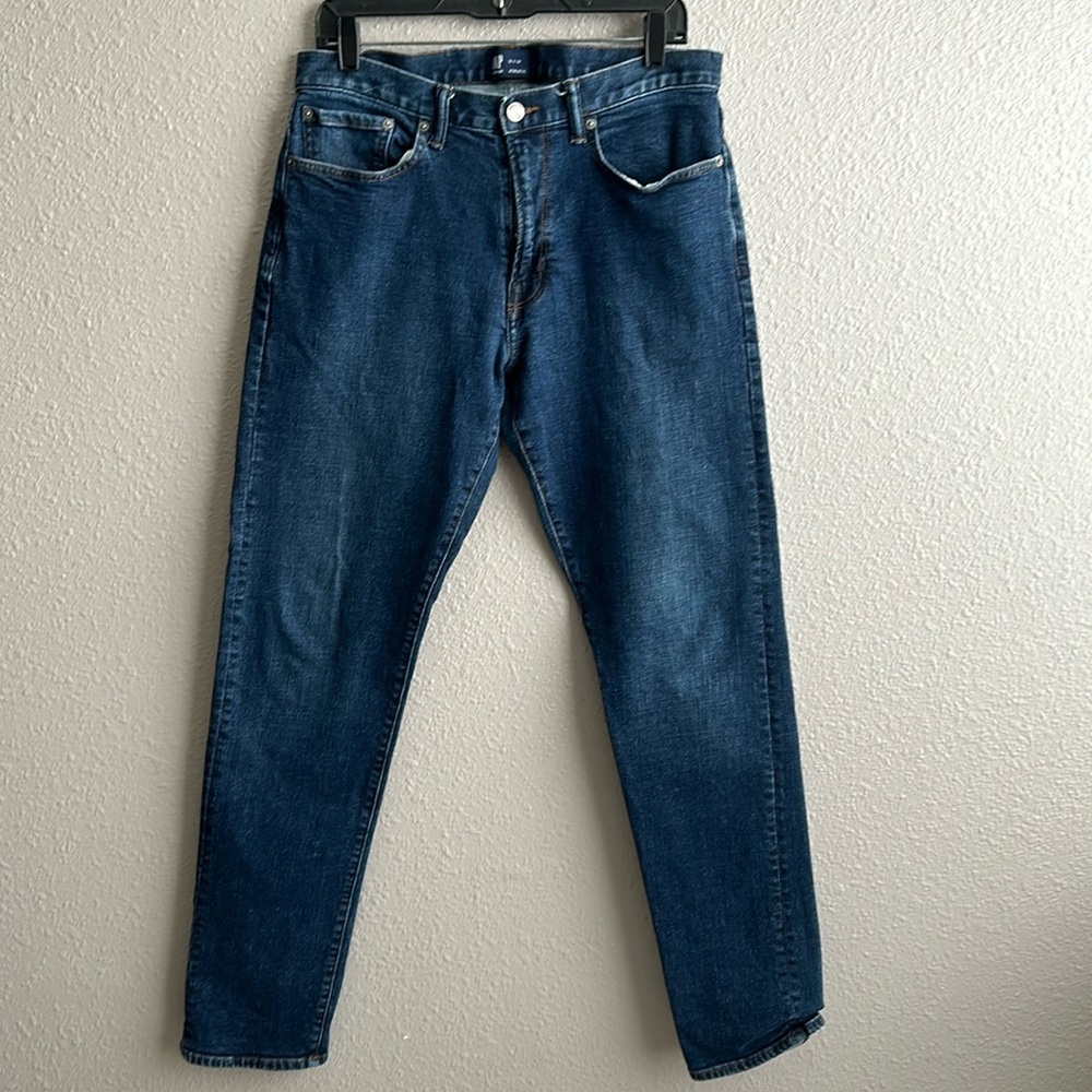 Gap athletic fit medium wash jeans‎